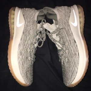 Lebron light bone 15 brand new size 11